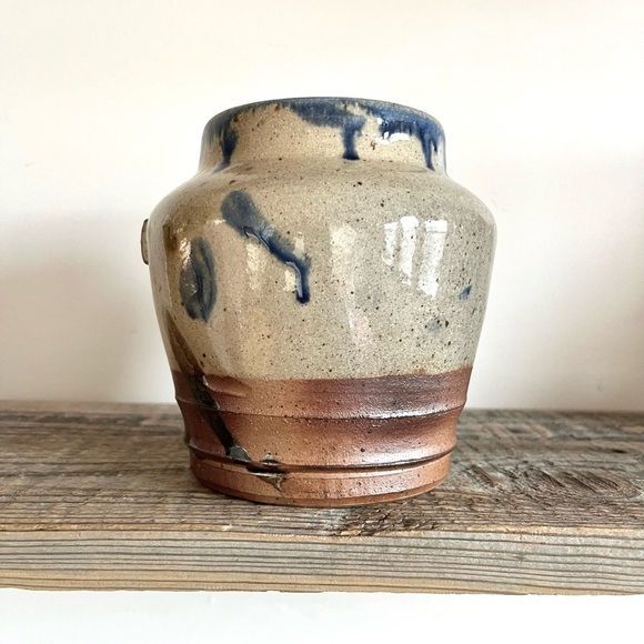 Art pottery vase urn signed - Picture 2 of 5